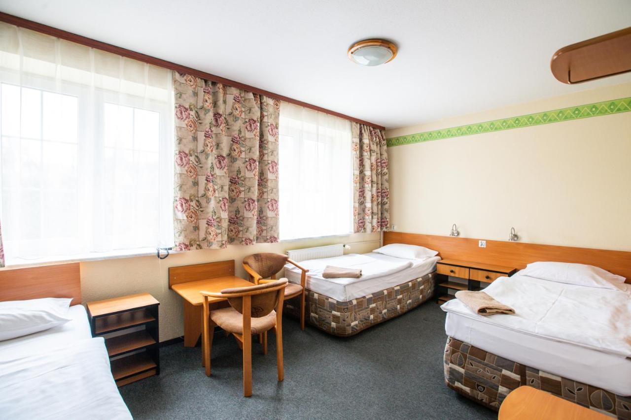 Hotel Margo Cedynia Luaran gambar